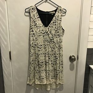 sleeveless dress - perfect for weddings!